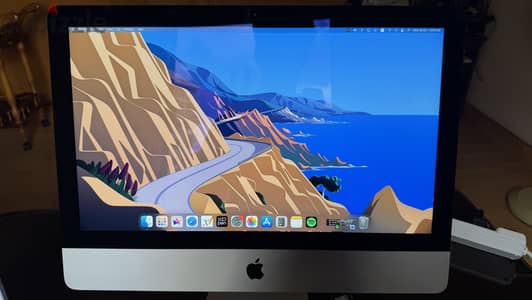 IMac 21.5” Late 2015 Perfect Condition, 1TB, Intel Core i5,