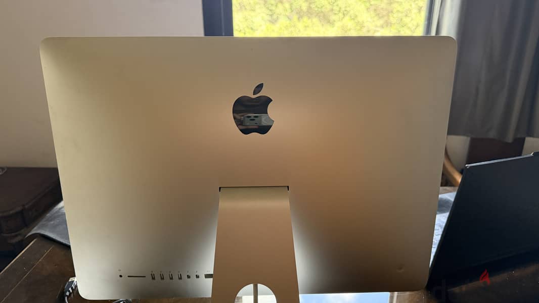 IMac 21.5” Late 2015 Perfect Condition, 1TB, Intel Core i5, 3