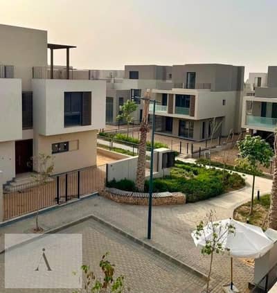 Standalone Villa V3 Resale for Sale in SODIC East | Core & Shell | Delivery 2027