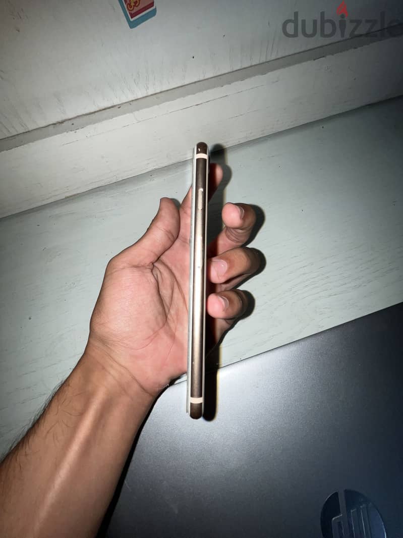 Apple - iPhone 8 1