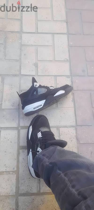Jordan 4 wihte thander
