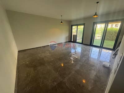 Semi-furnished apartment with garden in Tulwa
