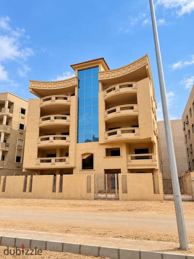 Complete building for sale in Southern Lotus | Second line from the Southern Ninety | Rare investment opportunity residential and hotel area 3750m