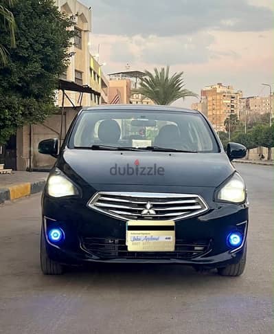 ميتسوبيشي اتراج ٢٠١٥ وارد السعوديه بحاله ممتازه