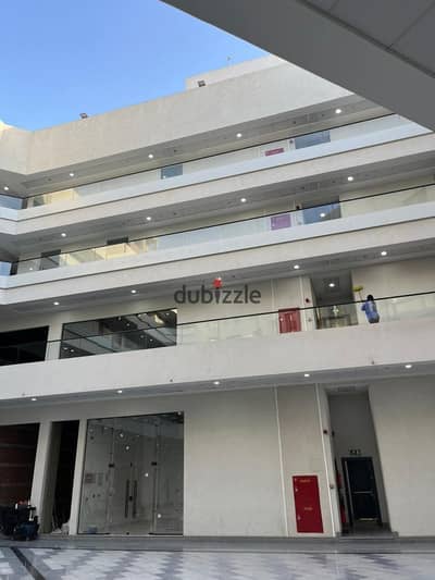 Office for rent in a mall in Sheikh Zayed, close to all amenities and located next to The Address compound