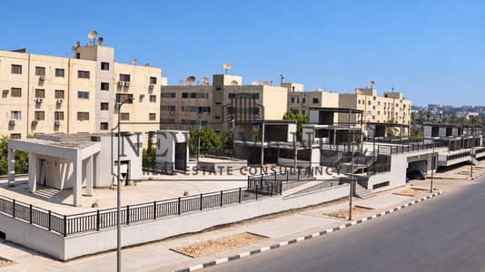 محل استلام فوري بمساحة 65متر للإيجار بموقع تجاري حيوي في Stoda علي طريق السويس
