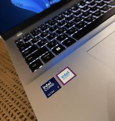 Asus Core ultra 7 255H ضمان سنه (استخدام شهرين فقط)