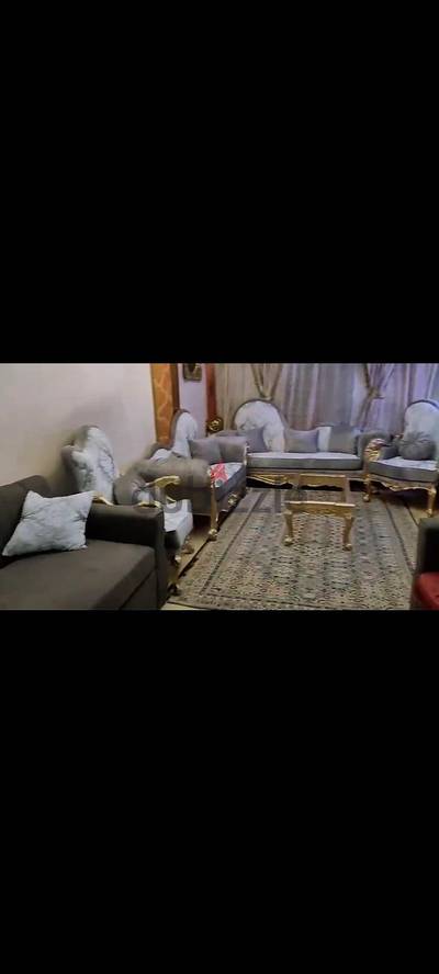 صالون للبيع بحاله ممتازه