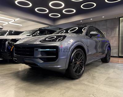 Porsche Cayenne GTS Coupe 2026 Loaded SMG