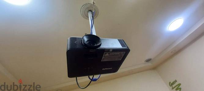 اسمارت تفاعليه iboard وبرجكتور ماركة focus