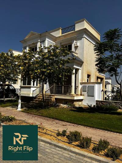 For sale, any villa 283m with a garden 220m, prime location in Mountain View Chill Out Park - October