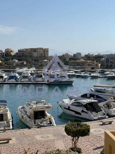 شاليه مميز على نيو مارينا مباشرة، بتشطيبات فاخرة ومفروش بالكامل
