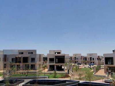 Townhouse immediate delivery in Akama Gates opposite Beverly Hills | Karma gates