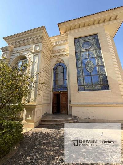 Ready To Move Standalone Villa  Super Lux For Sale In Royal City Compound Next Village West Sheikh Zayed Giza