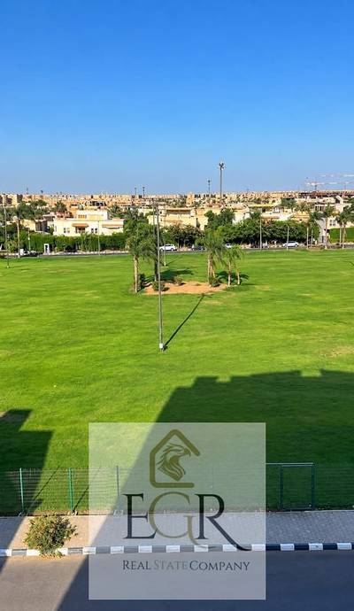 Apartment 155sqm for sale in Al Rehab with the largest wide garden