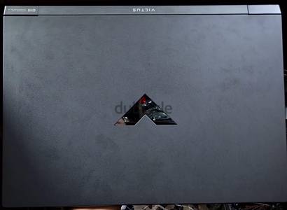HP VICTUS 15
