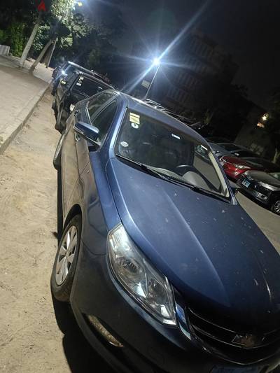 أسرة تؤجر سيارة للإيجار نيو اوبترا Car for rent