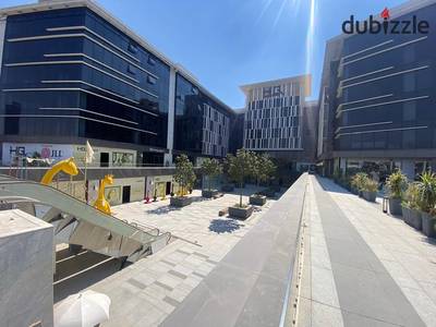 Office for Rent in HQ Mall – Directly on North 90th Street, First Settlement | 70 SQM