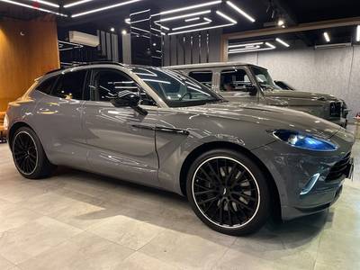 ASTON MARTIN DBX 2022 استلام فورى