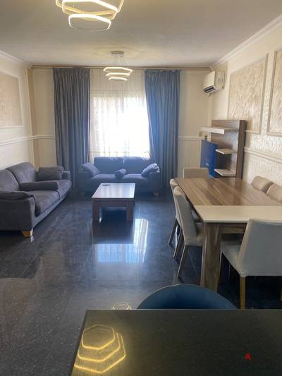 A furnished serviced apartment for rent in Al Rehab City (Greater Cairo, First Settlement, Al Rehab 2). It is close to all amenities and restaurants yet situated in a quiet area with a wonderful view of the gardens.