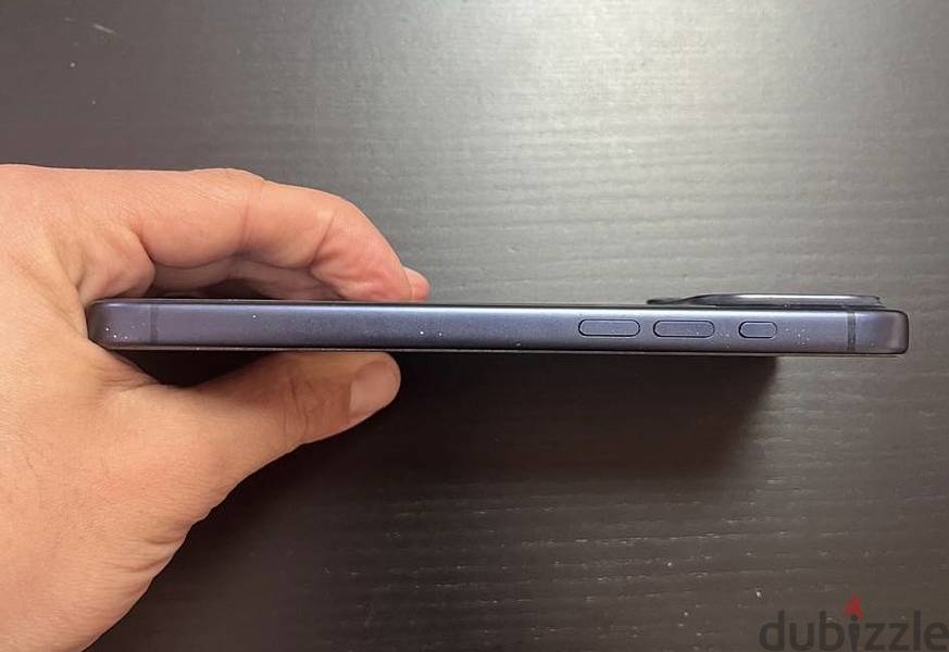 Apple - iPhone 17 Pro Max 1