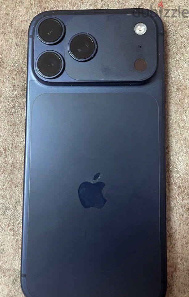 Apple - iPhone 17 Pro Max 2