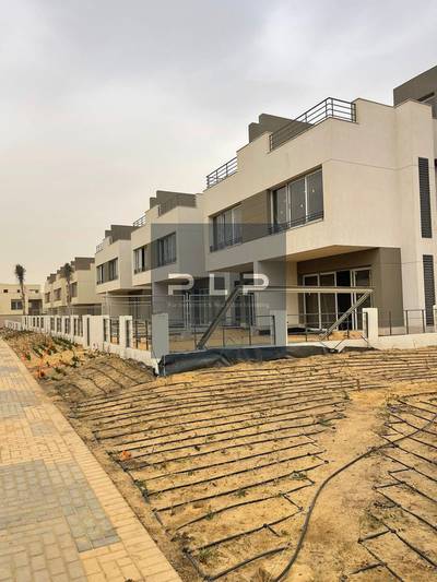 اقل سعر توين هاوس للبيع مقدم وتكمله اقساط في كمبوند بالم هيلز نيو كايروPalm Hills New Cairo