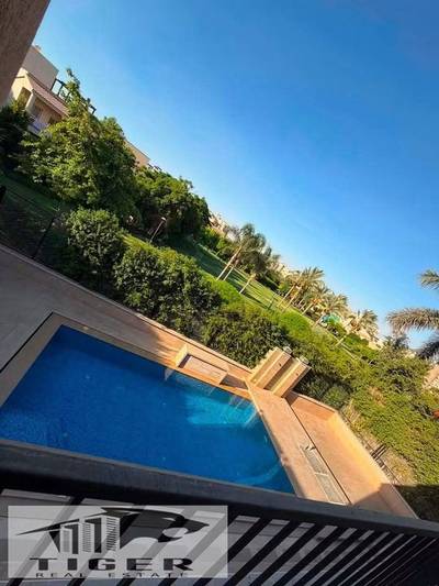 A villa in my city, separate, exquisite, with a swimming pool, a wide view, and a garden.