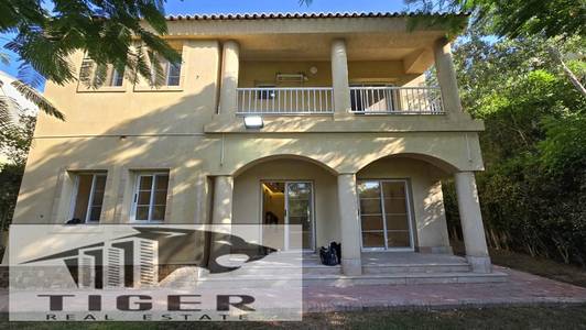 For sale a villa in Madinaty, separate at a bargain price for quick sale