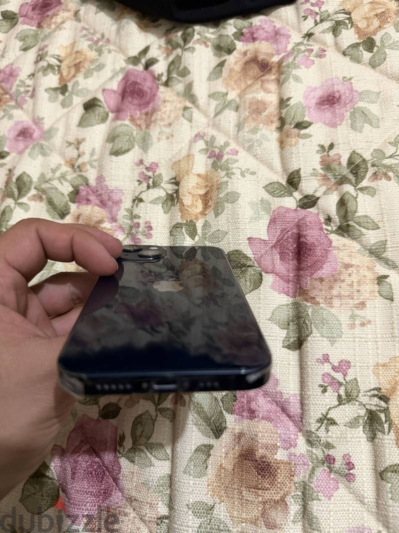 Apple - iPhone 13 4