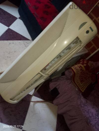 تكييف ٣ حصان كفاءة عالية مستعمل للبيع