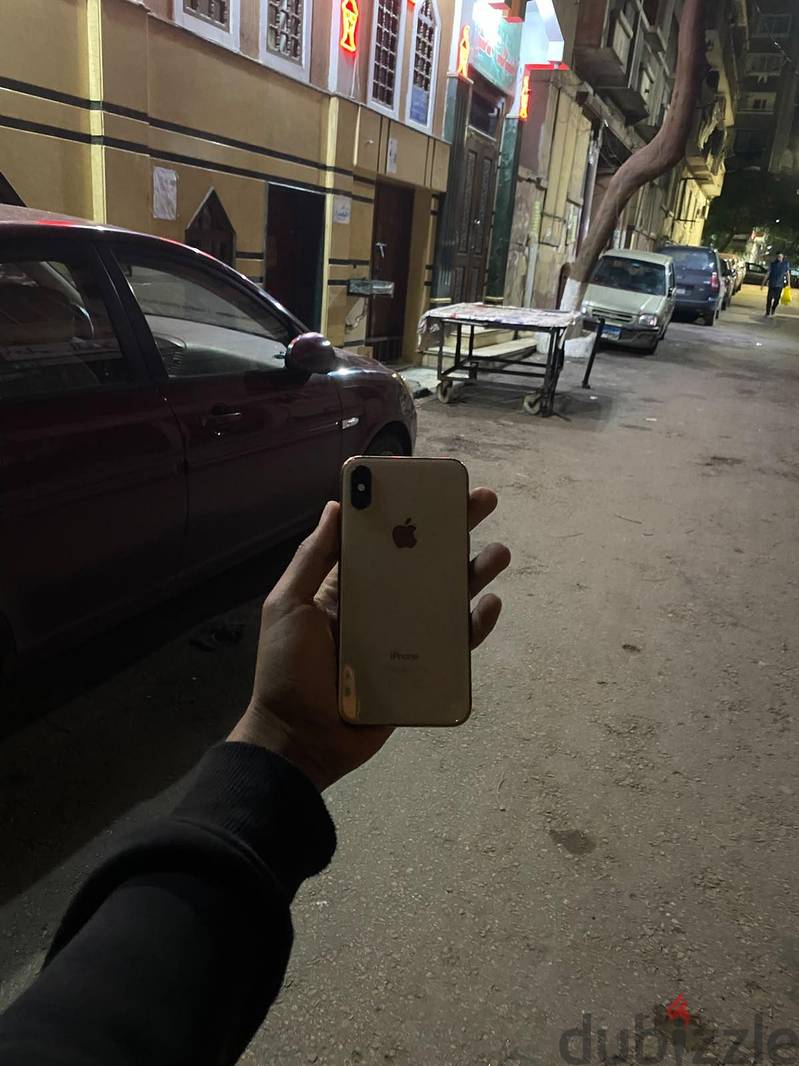 Apple - iPhone XS 1