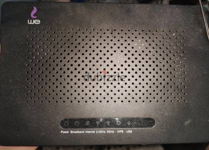 ​راوتر WE (ZTE ZXHN H188A) ثنائي التردد VDSL بحالة ممتازة