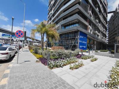 Apartment for residential rent 180m in upscale compounds Smoha Al-Arouba Skyline (fully air-conditioned + kitchen cabinets)