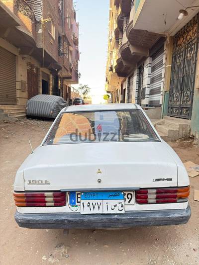 مرسيدس بنز 190 1987
