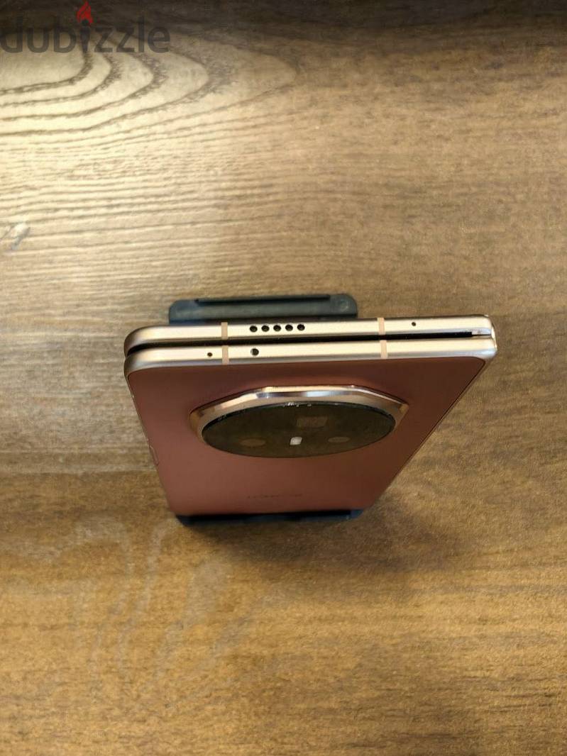 Honor Magic V3 5