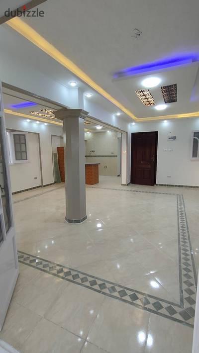 شقه للبيع في اسكندريه شاطئ النخيل بجوار البحر والأسواق قلب الخدمات مسجلة كاملة المرافق