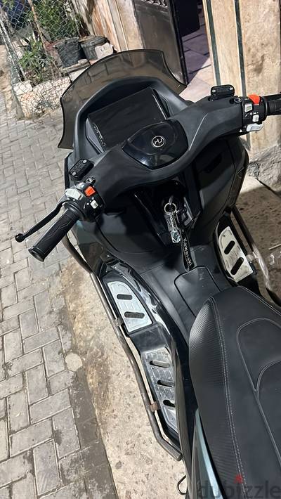 اسكوتر N MAX