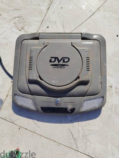شاشة سقف ومشغل DVD سيارات مع إضاءة داخلية (بحالة جيدة)