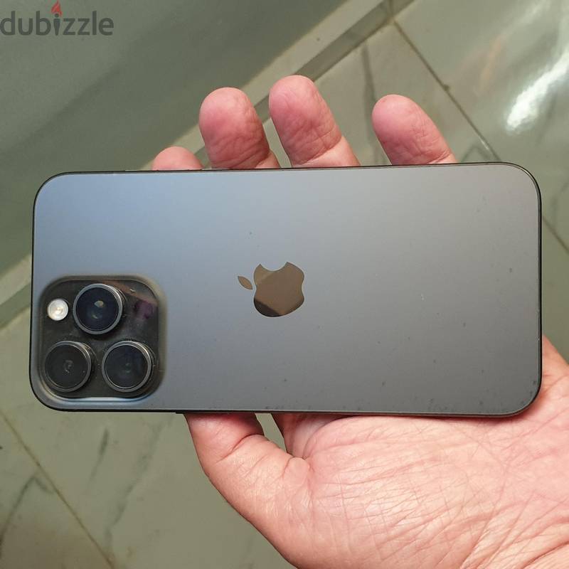 Apple - iPhone 15 Pro Max 12