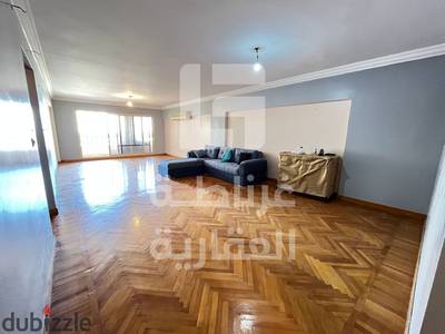 شقه للبيع فى الاقبال تانى نمره بحر