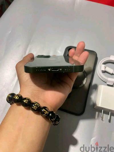 آبل - آيفون 13