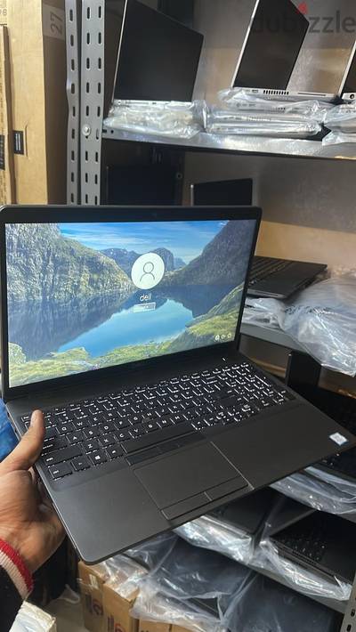 للبيع لابتوب Dell Latitude 5500 – Core i5 الجيل الثامن