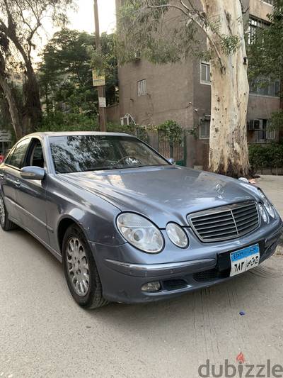 Mercedes-Benz E240 2004