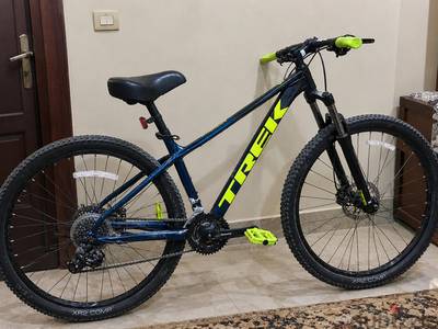 عجلة TREK Mountain Bike للبيع