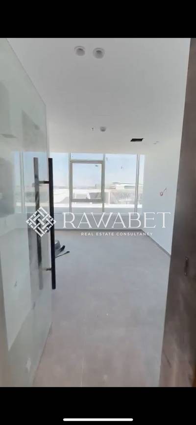 Office for Rent 90m– centrada plaza Mall, Sheikh Zayed Prime Location Directly on the Central Axis