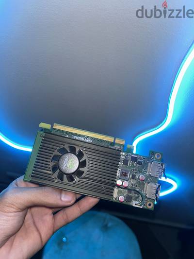 للبيع كارت شاشة NVIDIA NVS 310 أوريجينال بحالة ممتازة.