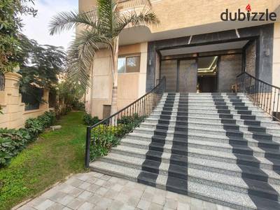 شقه للايجار في المنطقه التالته اول سكن اسانسير وغاز طبيعي