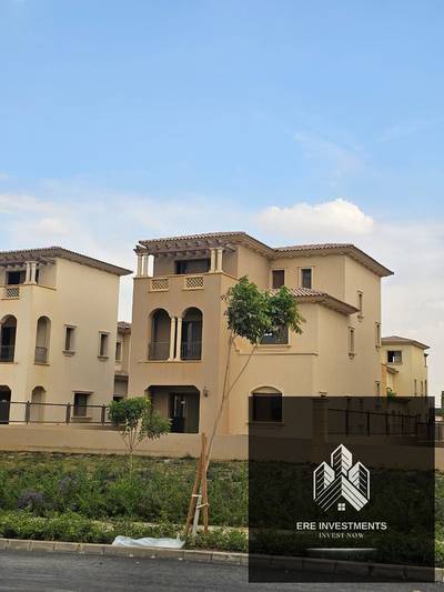 فيلا استاند الون للبيع متشطبه بالتكيفات والمطبخ واسانسير في سيتي جيت ديار القطريه بالجولدن سكوير-