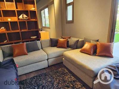 ستوديو مجهز بالكامل فى ايوان امام مول العرب